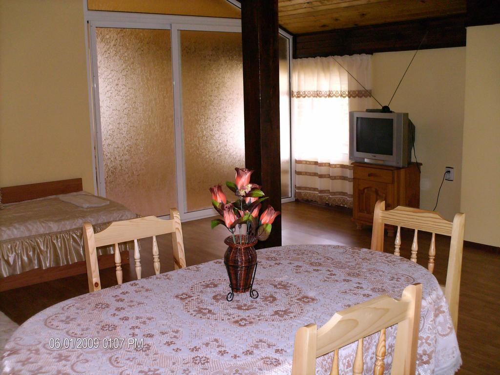 Guest House St Mariya Magdalena Devin Kültér fotó
